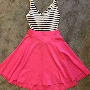 🚫🚫 SOLD 🚫🚫. Black, pink and white dress